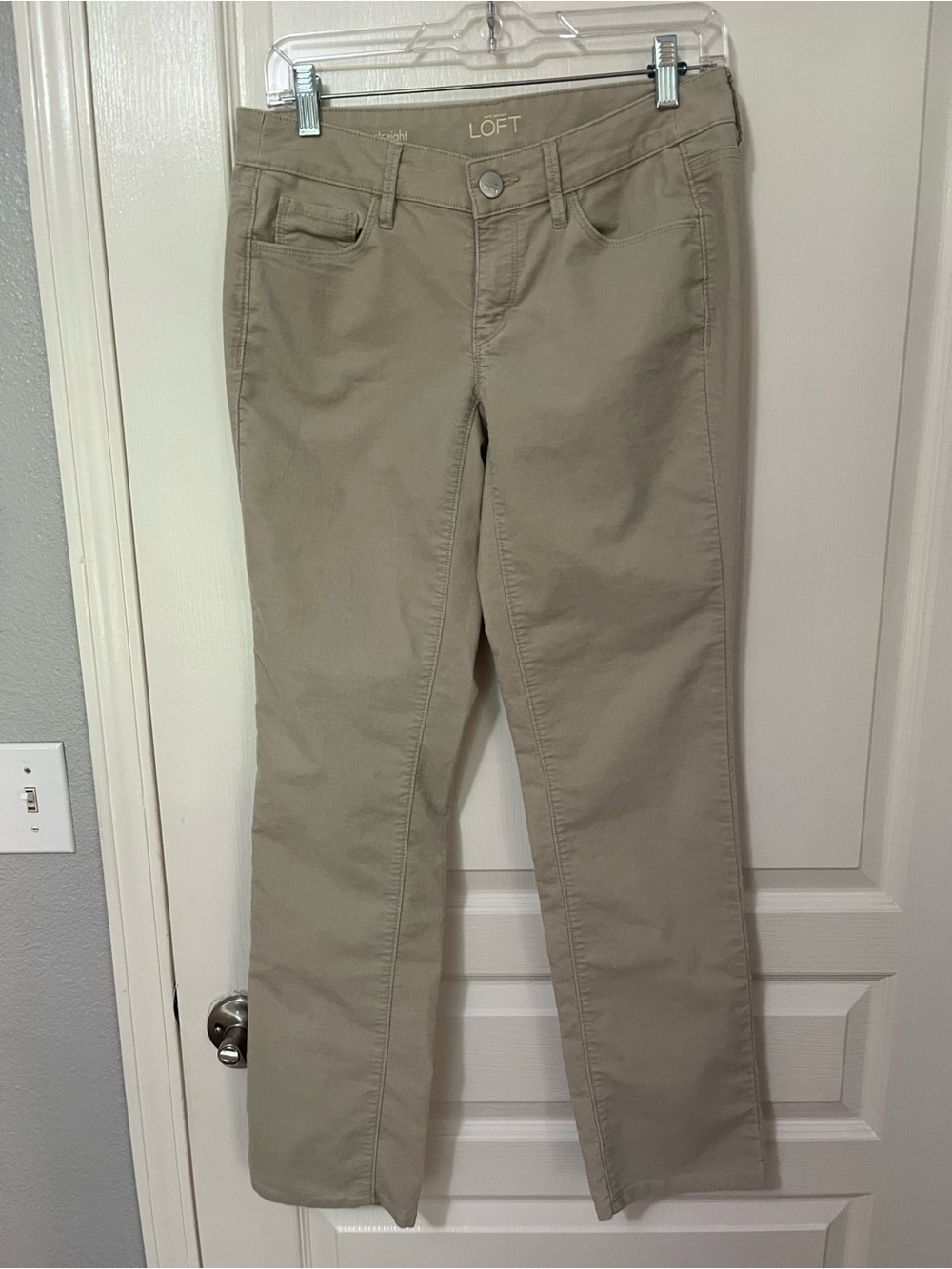 LOFT Modern Straight Leg Corduroys 26/2